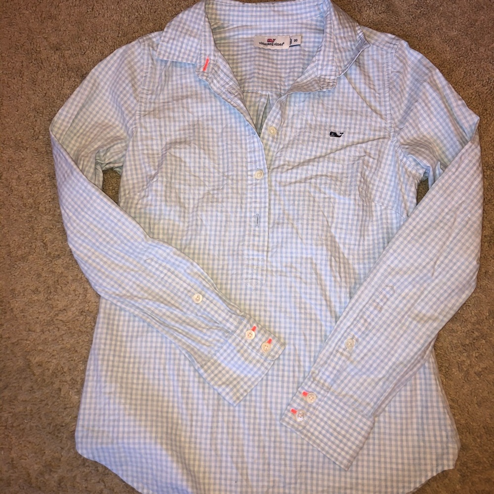 Vineyard Vines Blue and white plaid button up.